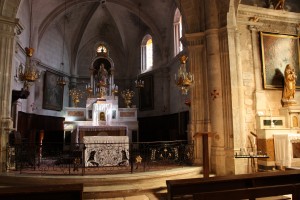Intérieur de l'église Sainte-Victoire de Simiane ©Isabelle Oudot